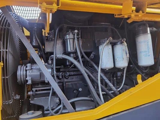 KOMATSU usata WA470 - caricatore idraulico 21640KG della ruota 3 con il secchio 3.9m3