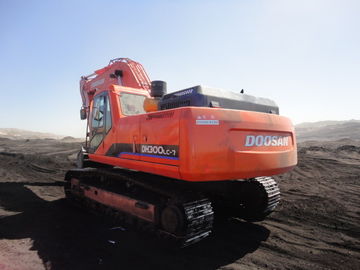 Anno 2010 30 tonnellate hanno utilizzato l'escavatore DH300lC - peso di Doosan dell'operazione 7 29600kg 