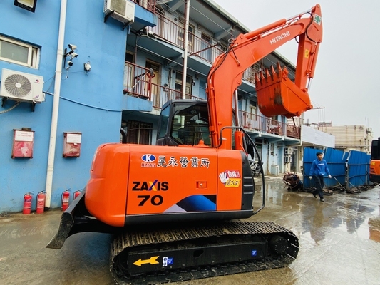 7 tonnellate originale giapponese usata Hitachi ZX70 Crawler Excavator con 40,5 kW di potenza del motore e 0,3m3 di capacità di secchio