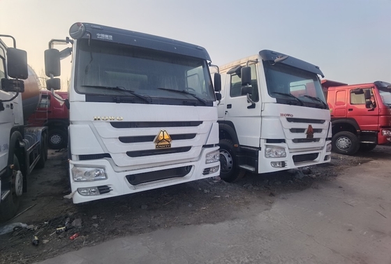 SINOTRUK HOWO di seconda mano Camion per la miscelazione del calcestruzzo 6x4 380 CV Camion per la miscelazione del calcestruzzo usato