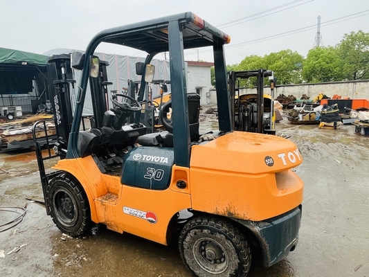 3 tonnellate Toyota Used Forklift Originale dal Giappone Toyota Forklift Usato 3000mm