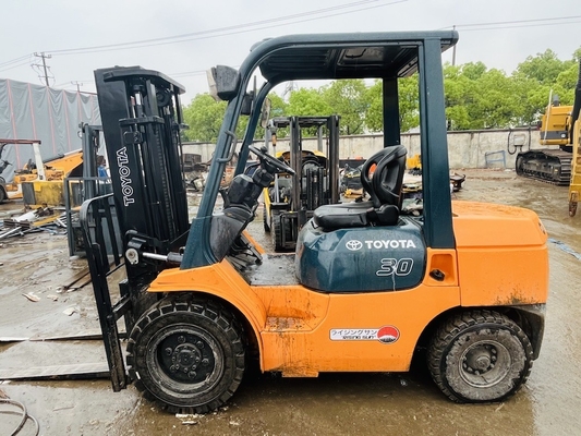 3 tonnellate Toyota Used Forklift Originale dal Giappone Toyota Forklift Usato 3000mm