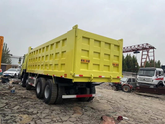 Usato HOWO SINOTRUK Dump Truck 8x4 Usato HOWO 375 HP Tipper Truck In vendita