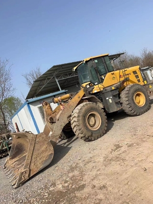 SDLG L953F di seconda mano caricatore a ruote frontali 5-6 tonnellate 2.8m3