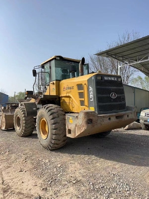 SDLG L953F di seconda mano caricatore a ruote frontali 5-6 tonnellate 2.8m3