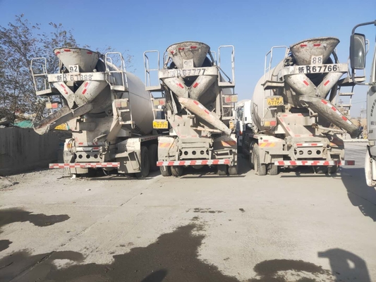 Camionetta per la miscelazione del calcestruzzo di seconda mano GAC Hino 6x4 350 CV Camionetta per la miscelazione del calcestruzzo usata